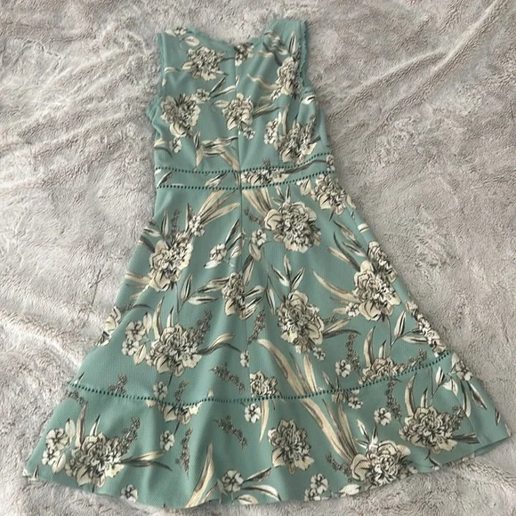 Karl Lagerfeld floral sleeveless dress - Picture 9 of 12